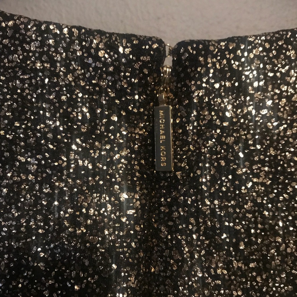 Michael Kors Metallic Flounce-Hem Dress gold NWT - Picture 7 of 8